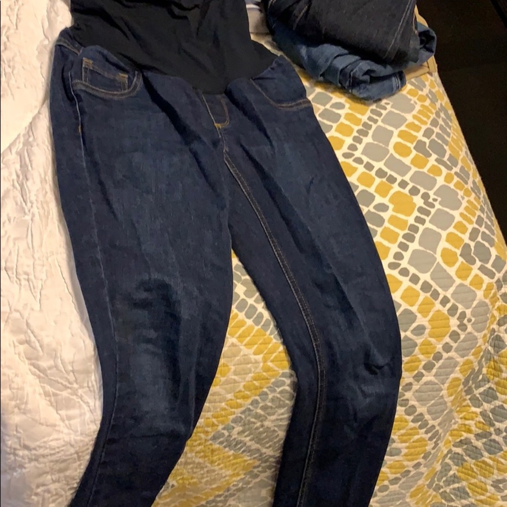 Maternity skinny jeans